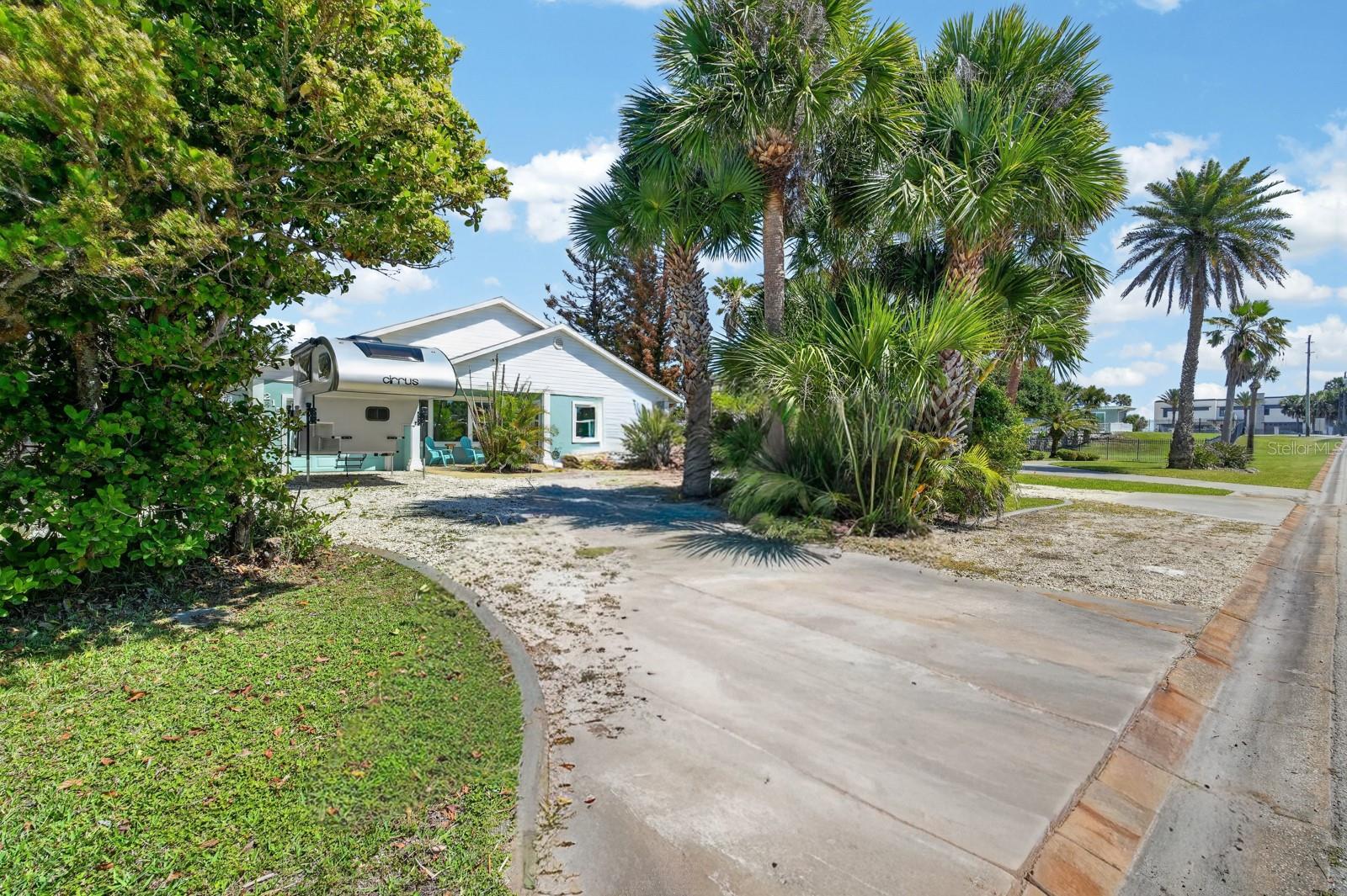 Image 21 of 48 For 215 Ocean Terrace