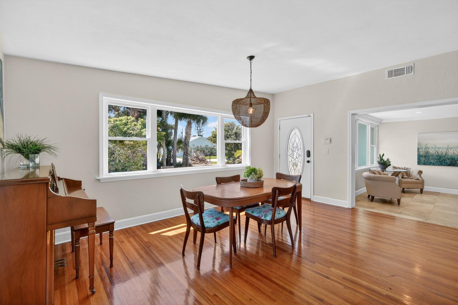 Image 23 of 48 For 215 Ocean Terrace