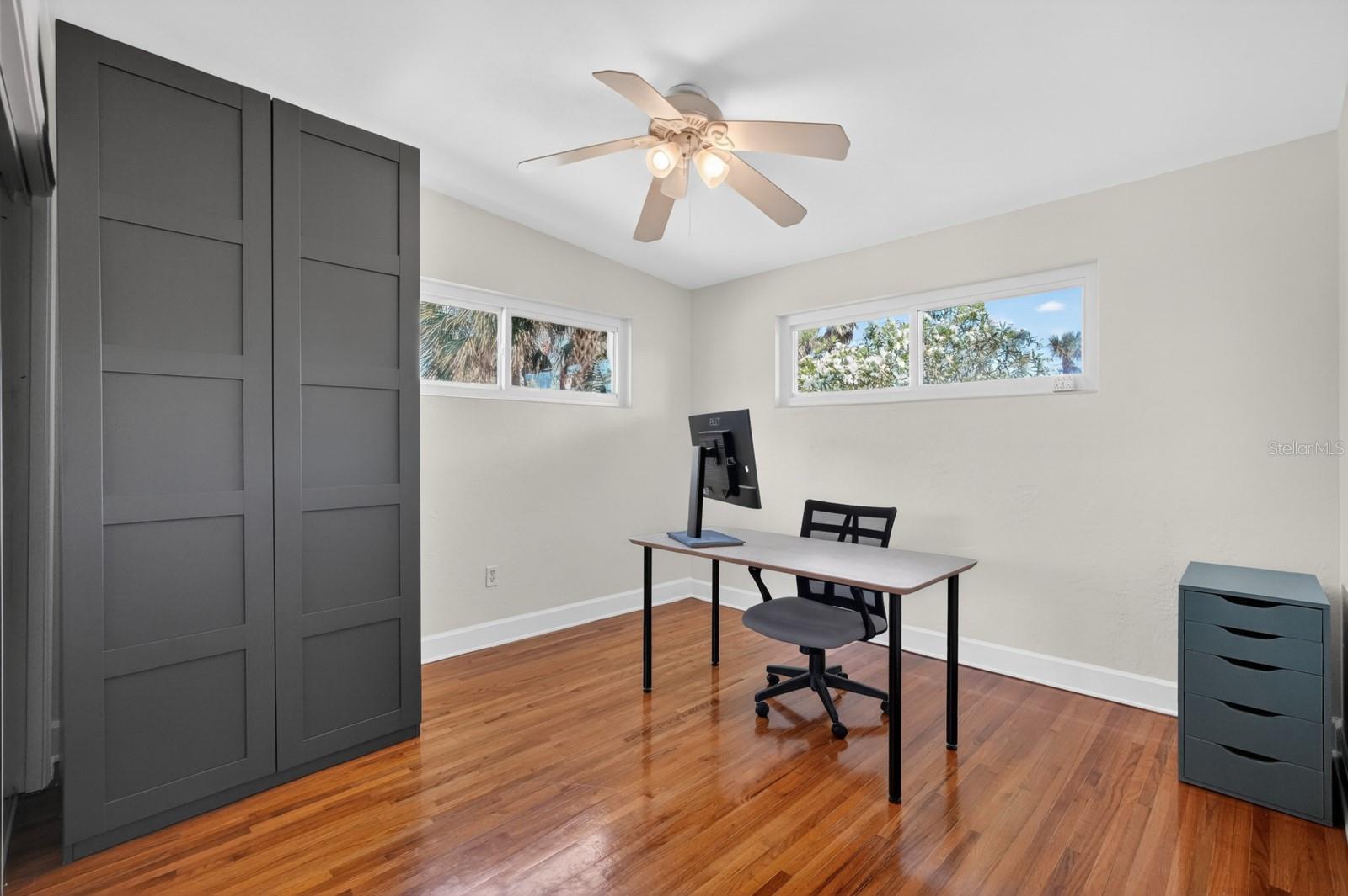 Image 30 of 48 For 215 Ocean Terrace