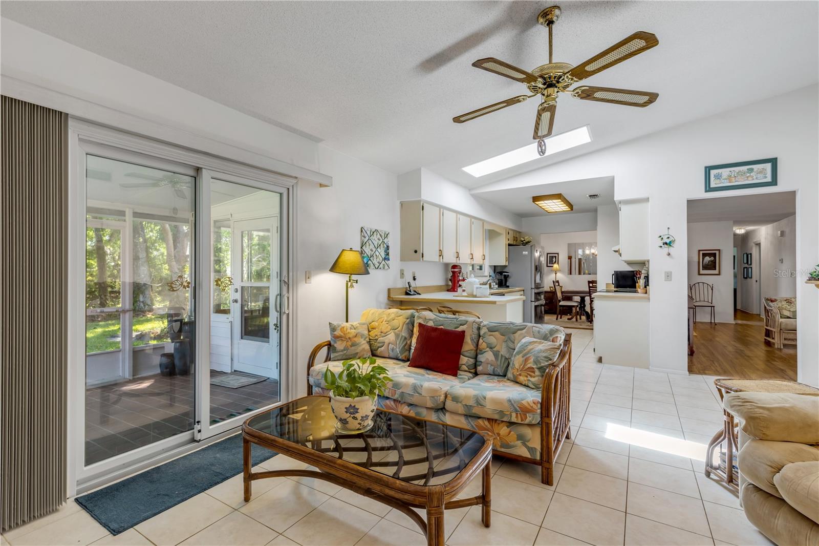 Image 18 of 52 For 1226 Justice Street