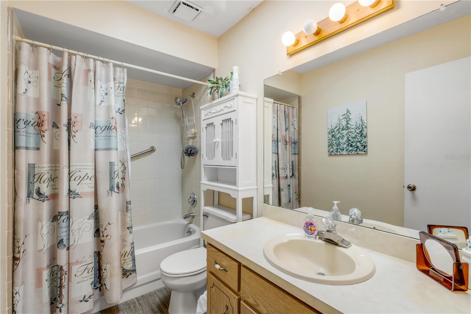 Image 27 of 52 For 1226 Justice Street