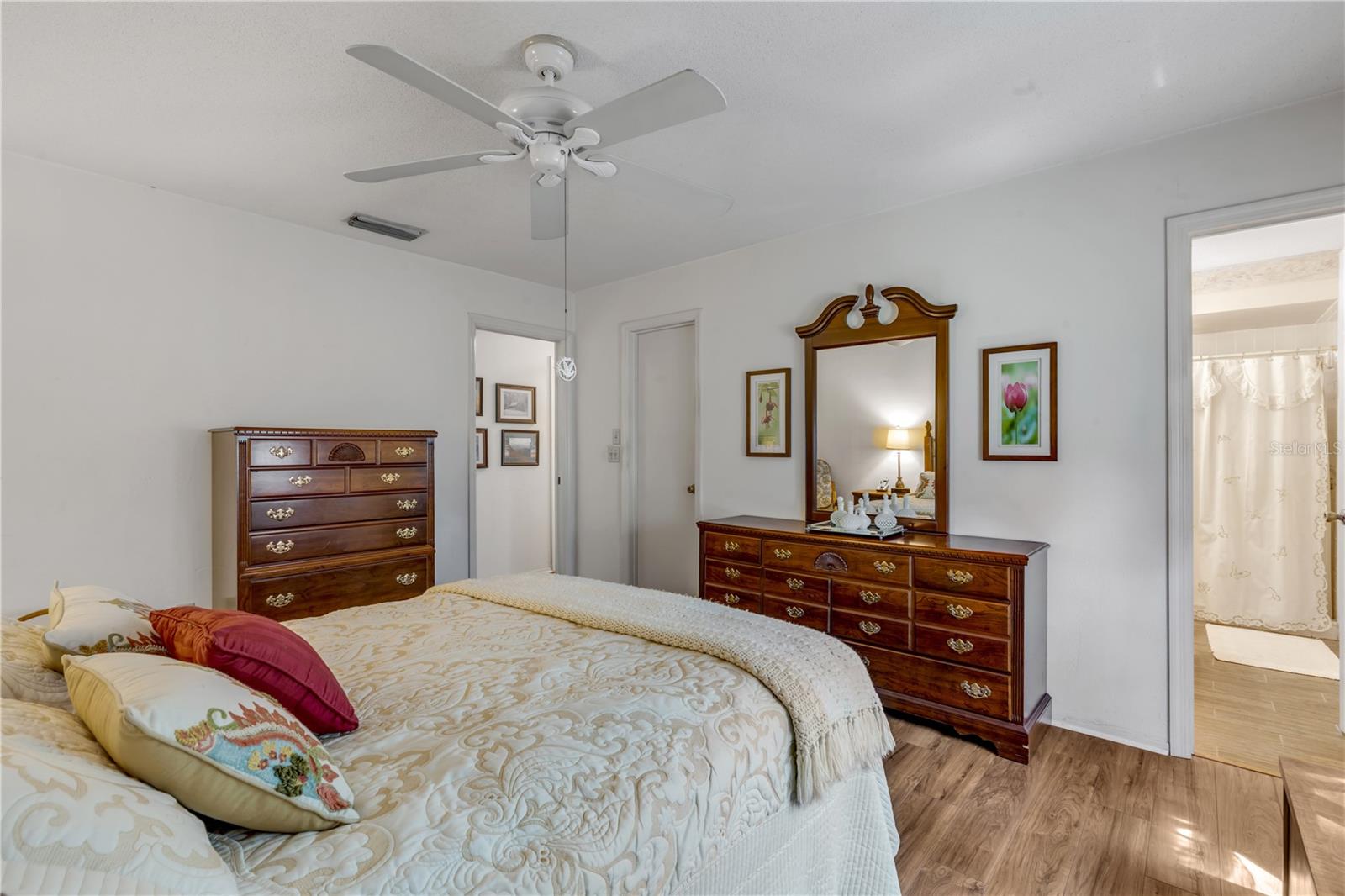 Image 30 of 52 For 1226 Justice Street