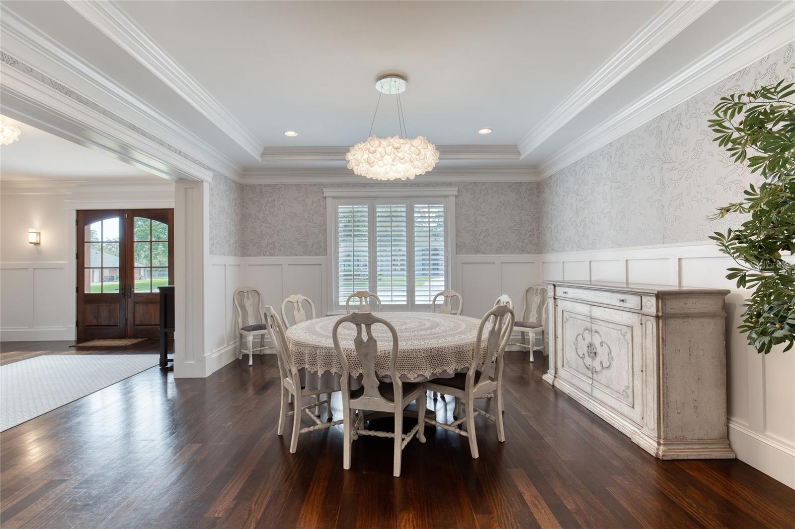 Listing photo id 8 for 230 Parrulli Drive