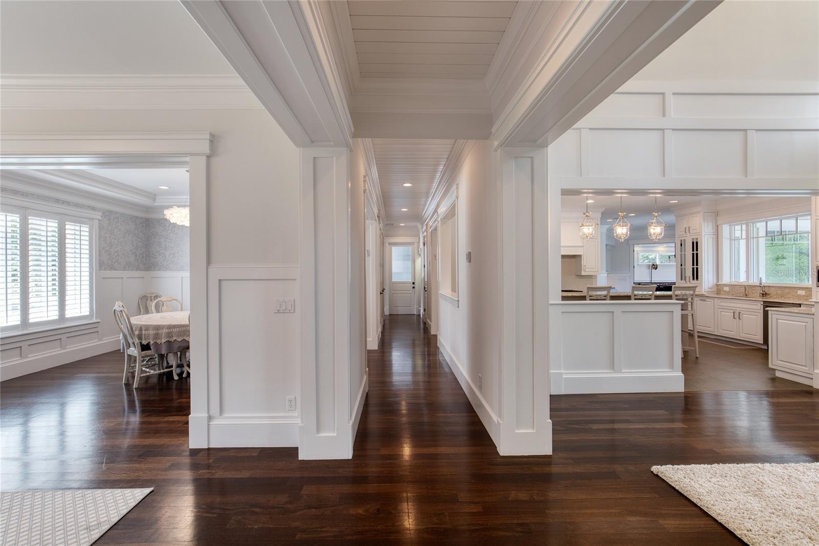 Listing photo id 12 for 230 Parrulli Drive