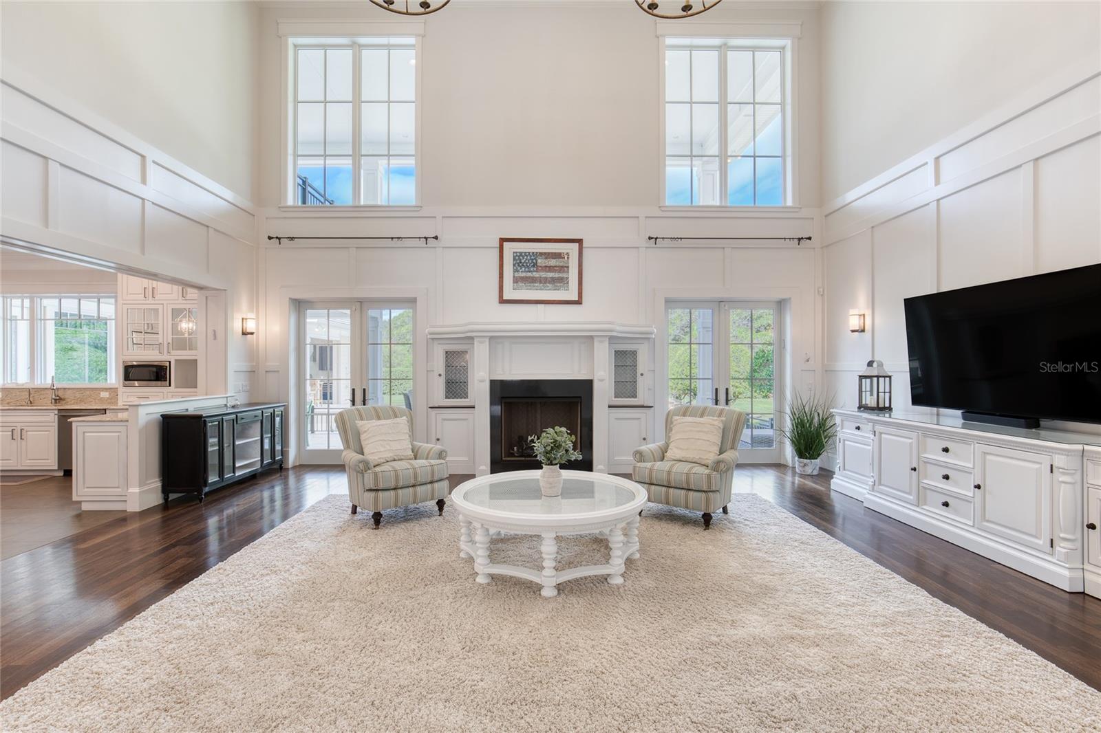 Listing photo id 14 for 230 Parrulli Drive