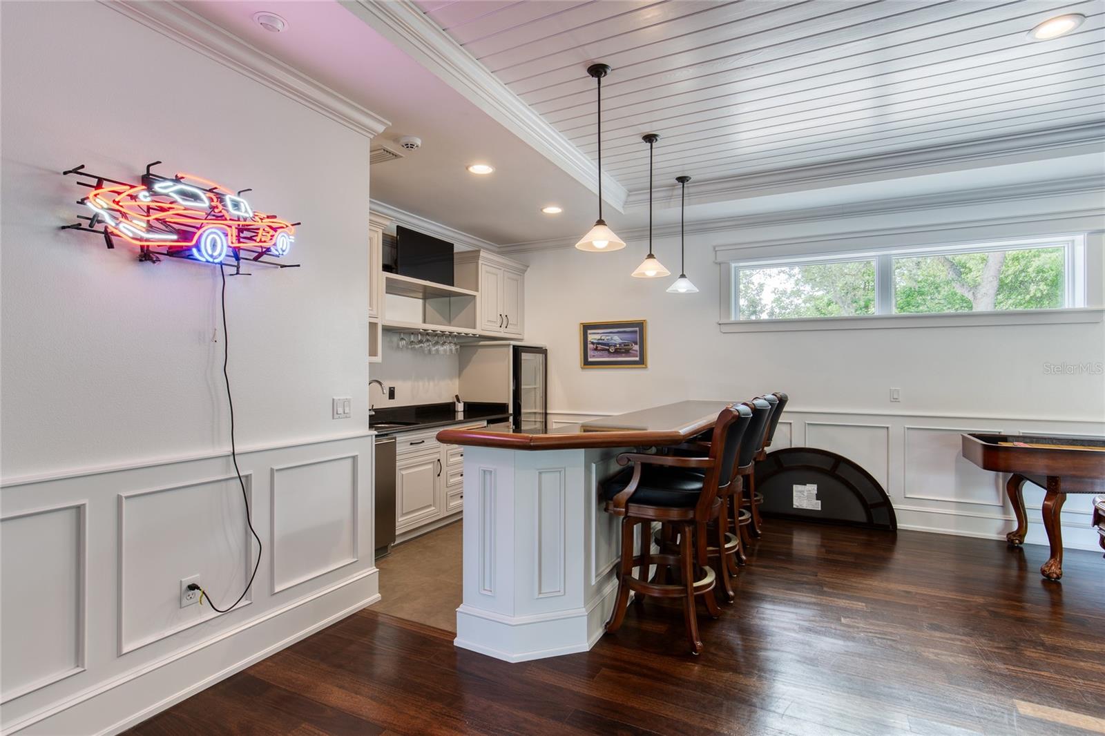 Listing photo id 30 for 230 Parrulli Drive