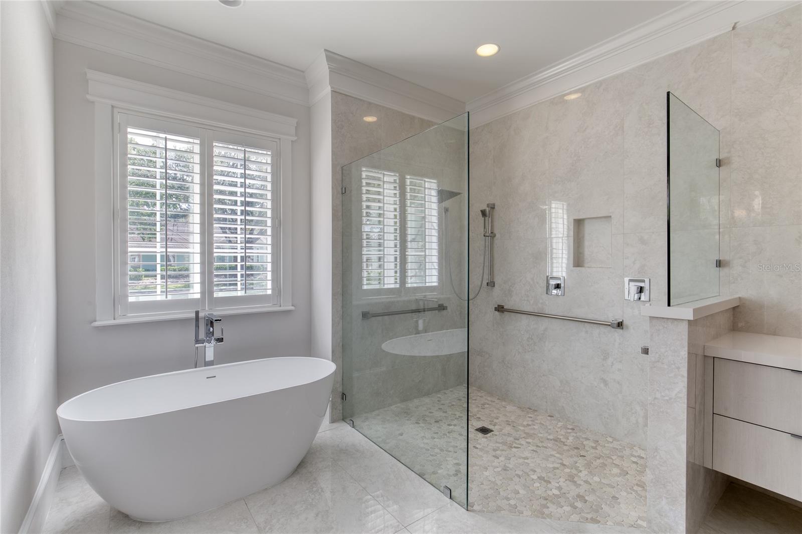 Listing photo id 43 for 230 Parrulli Drive