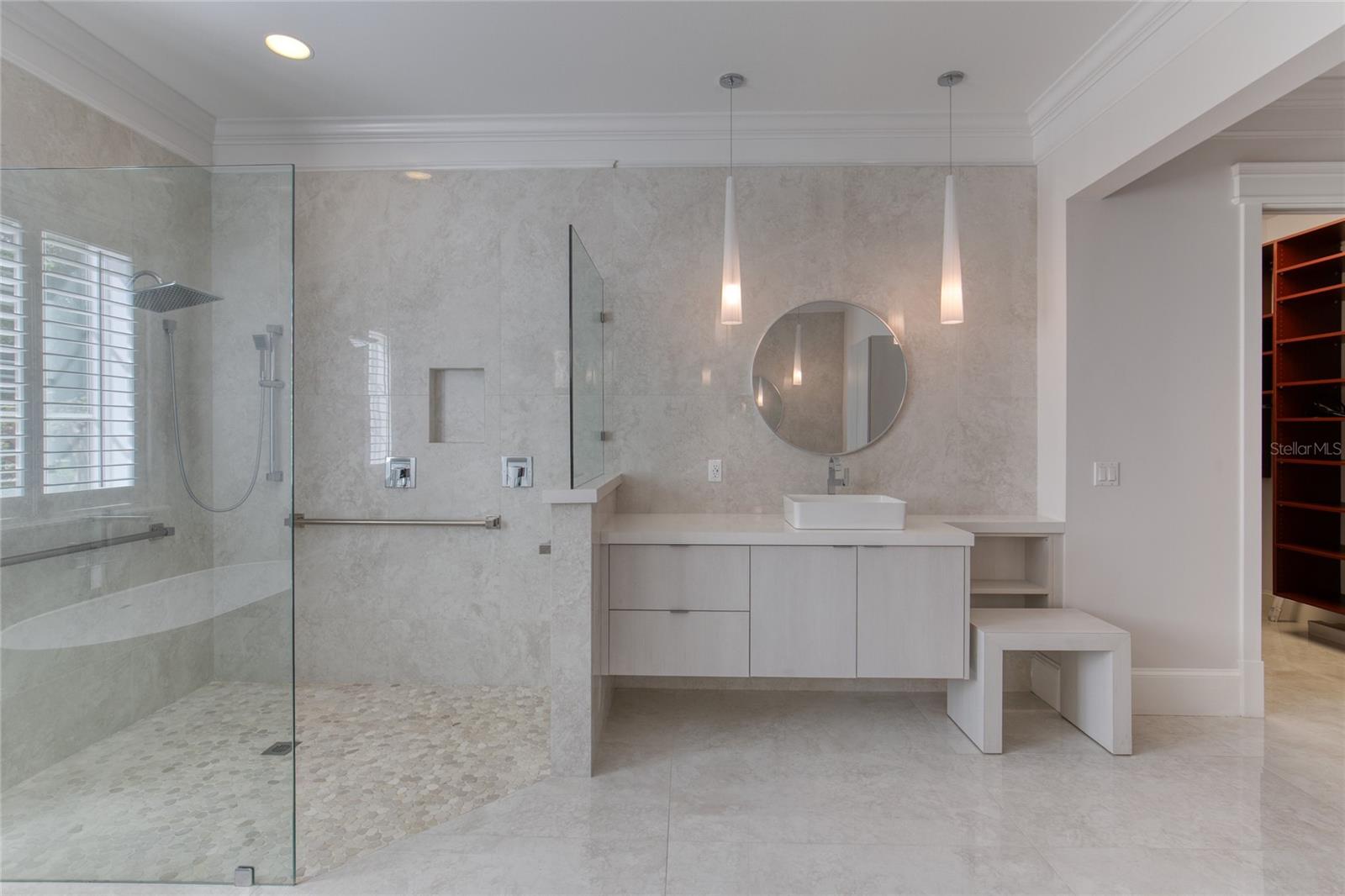 Listing photo id 44 for 230 Parrulli Drive