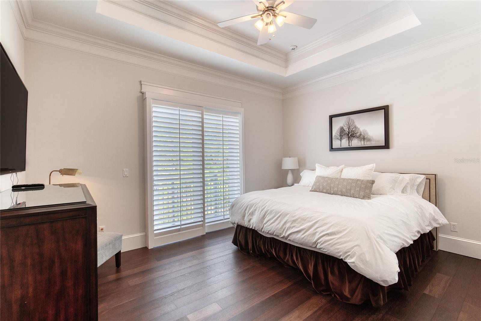 Listing photo id 52 for 230 Parrulli Drive