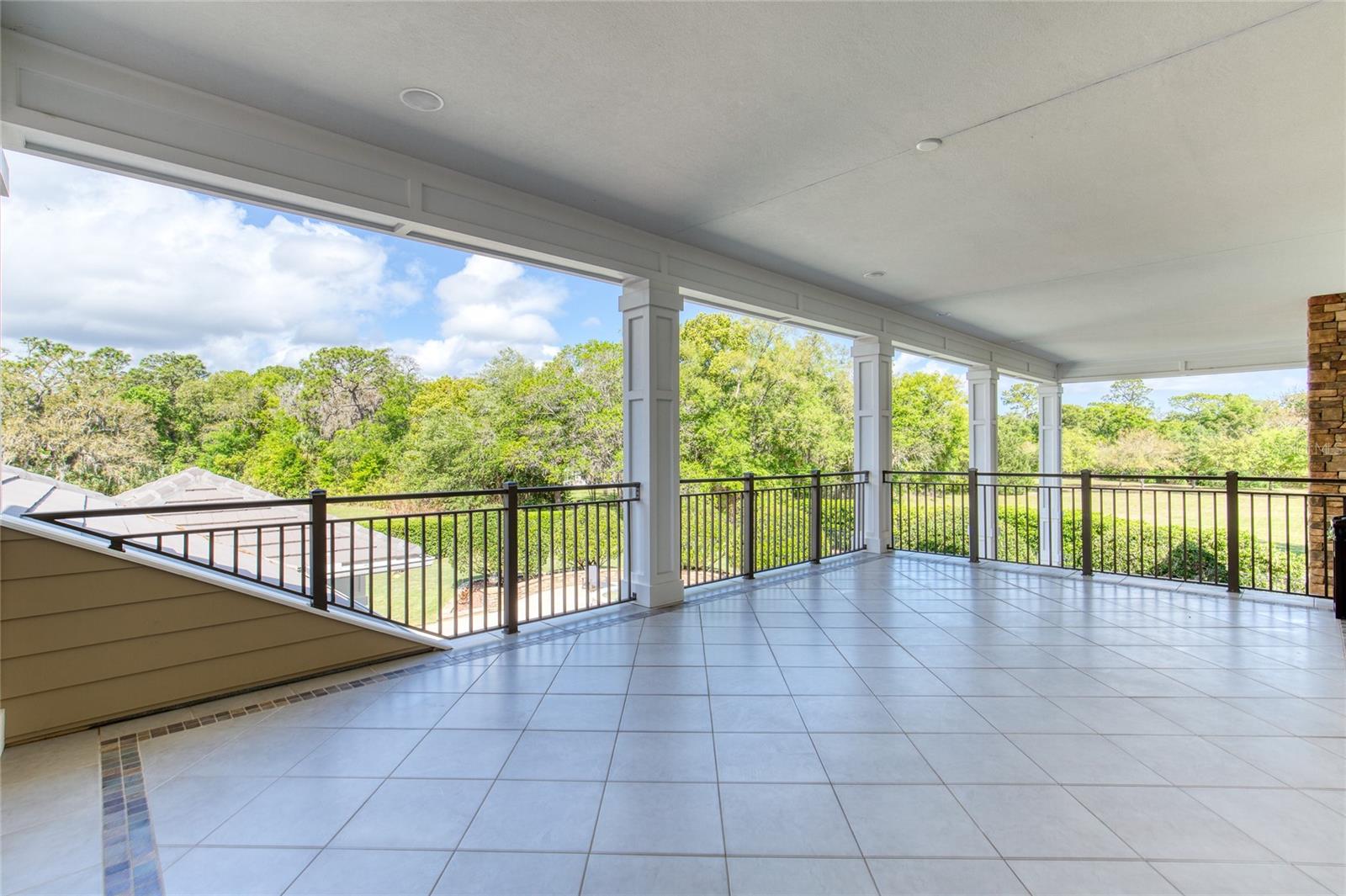 Listing photo id 68 for 230 Parrulli Drive