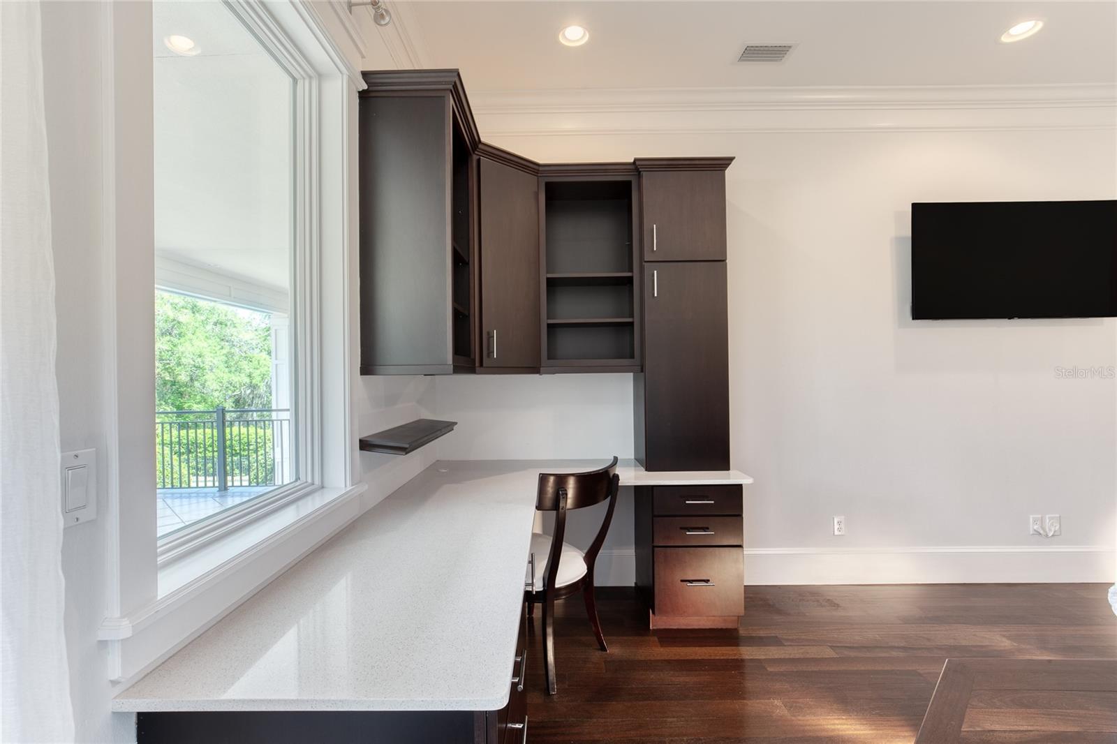 Listing photo id 74 for 230 Parrulli Drive