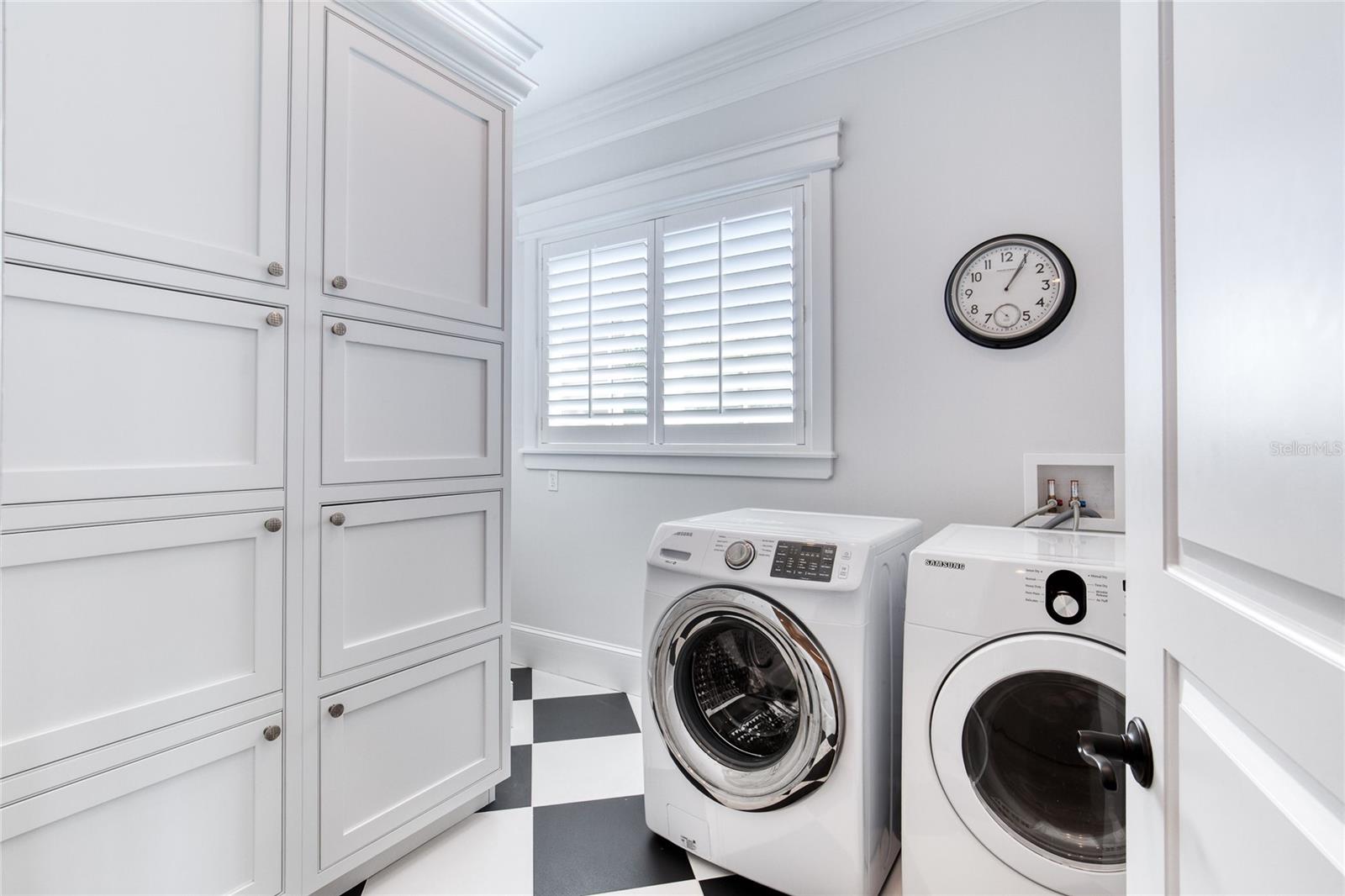 Listing photo id 80 for 230 Parrulli Drive