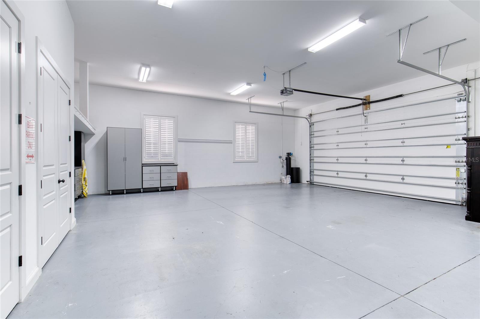 Listing photo id 83 for 230 Parrulli Drive