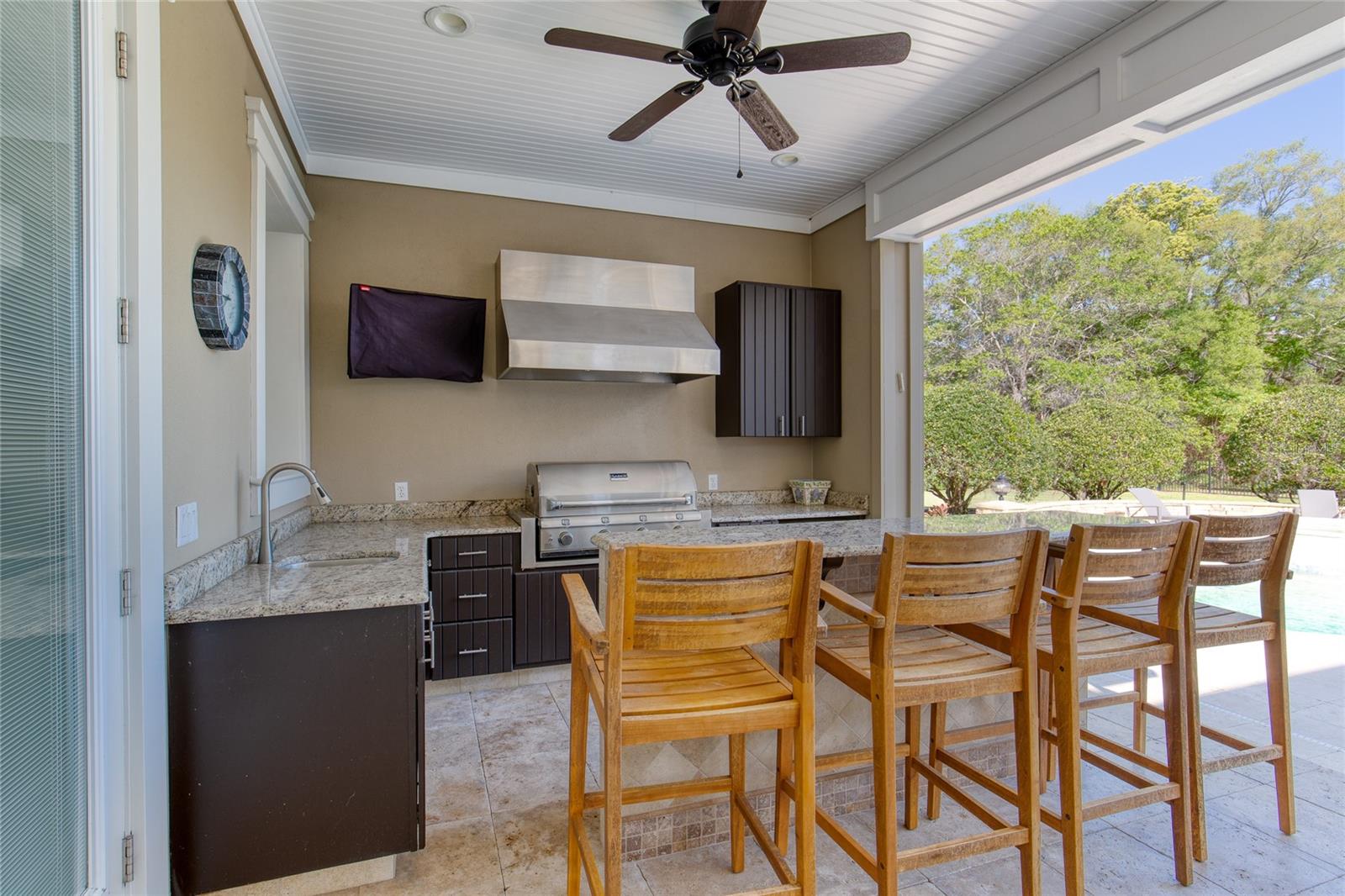 Listing photo id 91 for 230 Parrulli Drive