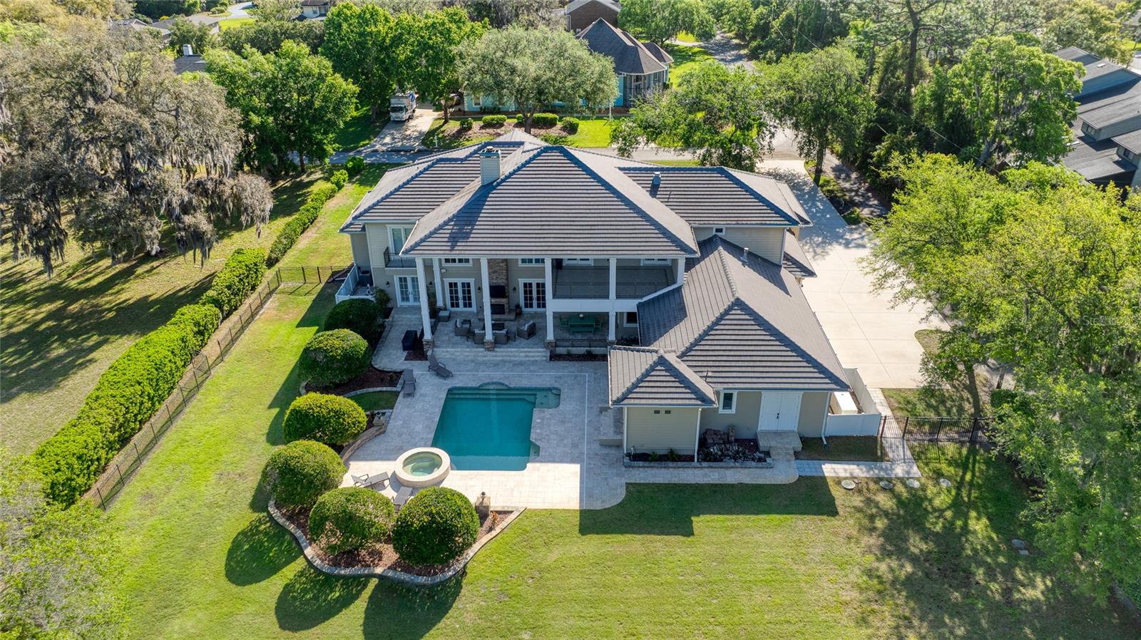 Listing photo id 97 for 230 Parrulli Drive