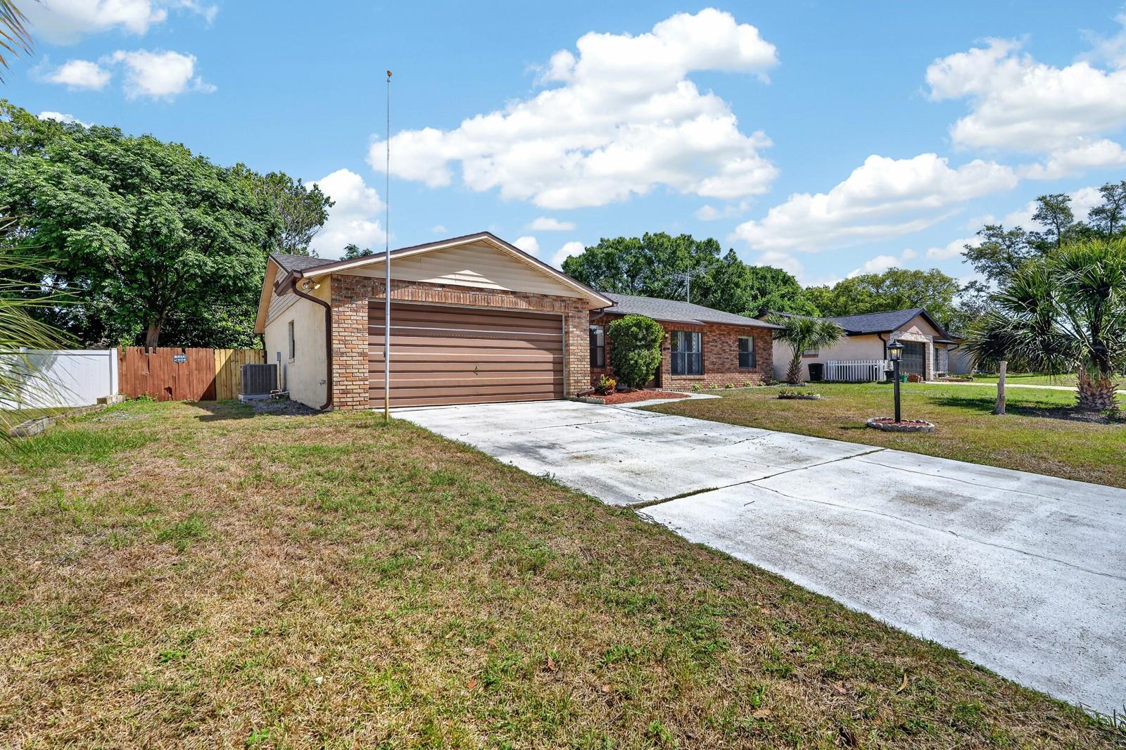 Image 34 of 48 For 1117 Viking Drive