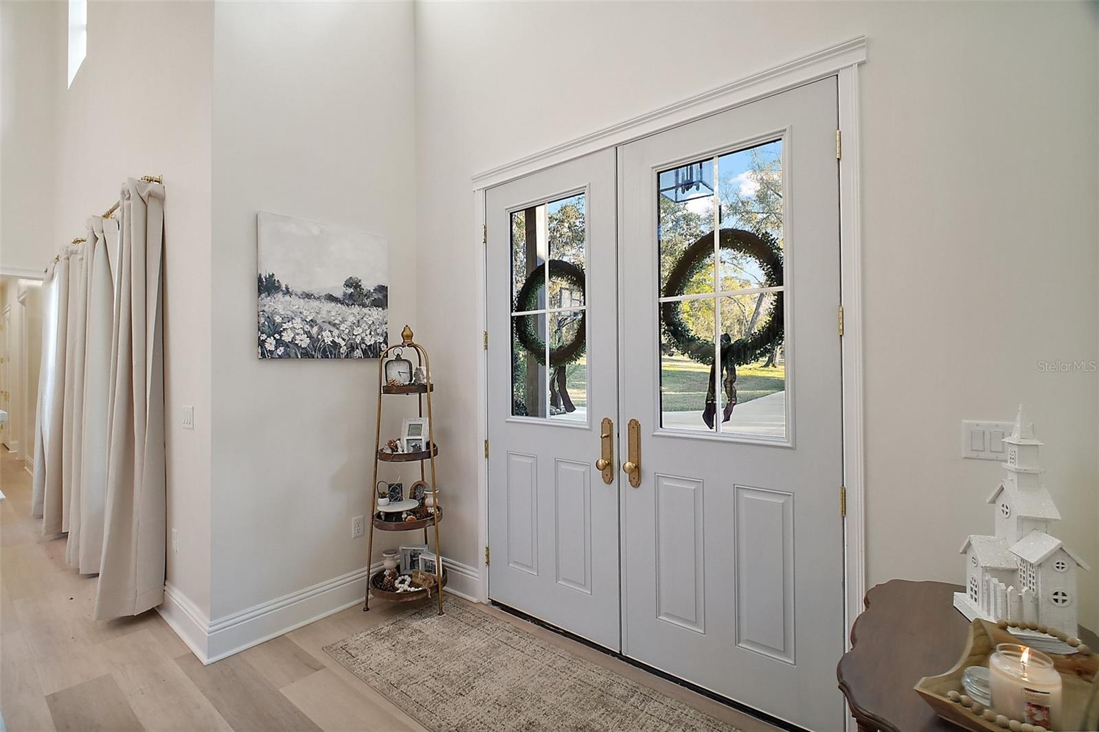 Image 18 of 41 For 1933 S Farm Road