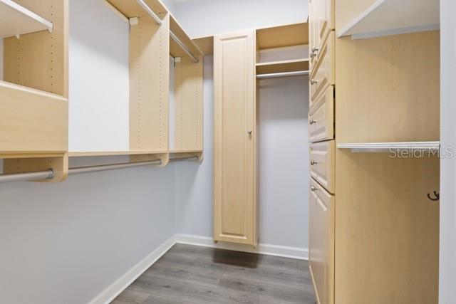 Image 14 of 22 For 312 Lake Victoria Circle