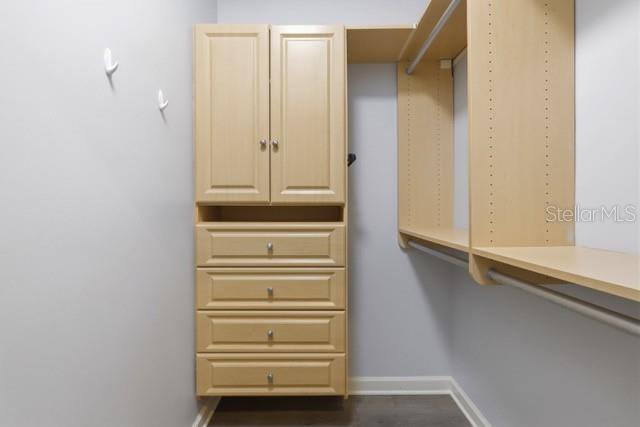 Image 15 of 22 For 312 Lake Victoria Circle