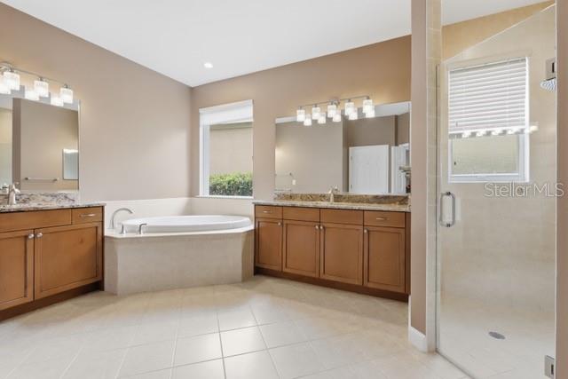 Image 16 of 22 For 312 Lake Victoria Circle