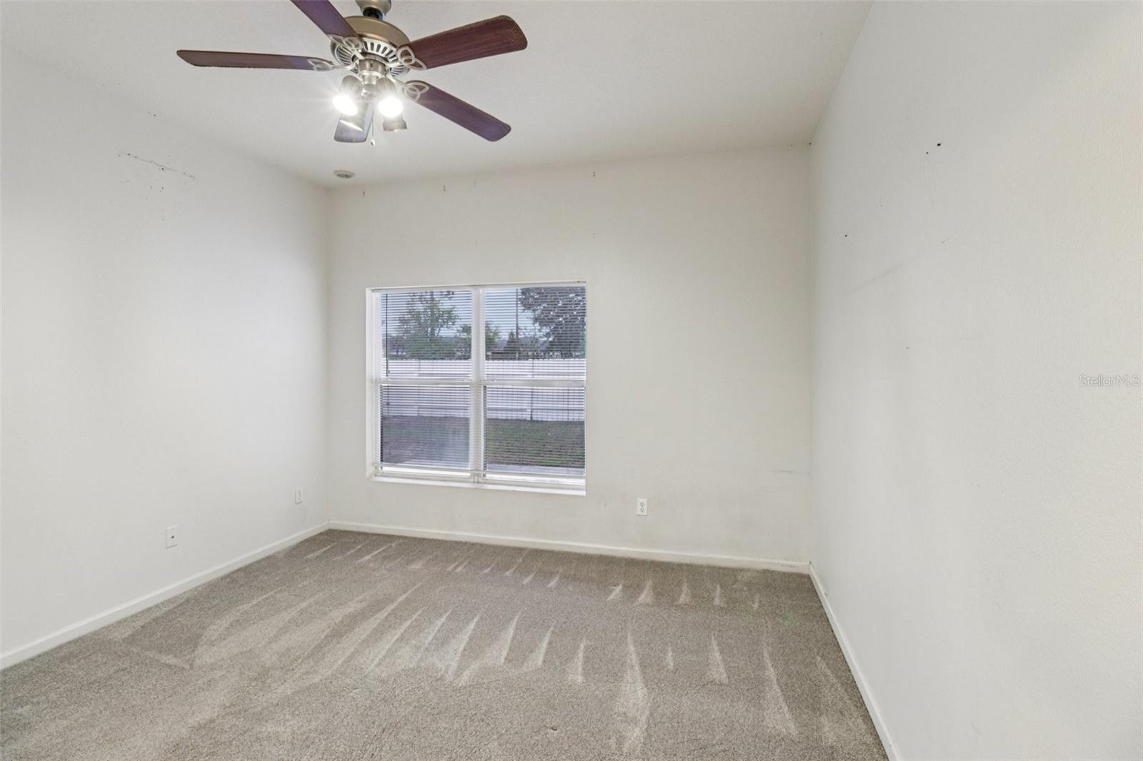 Image 11 of 19 For 1994 Yellowfin Drive