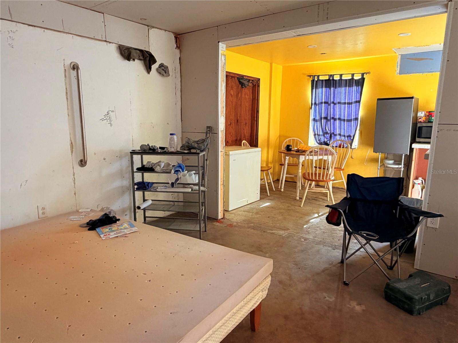 Image 13 of 23 For 7700 Eden Park Road