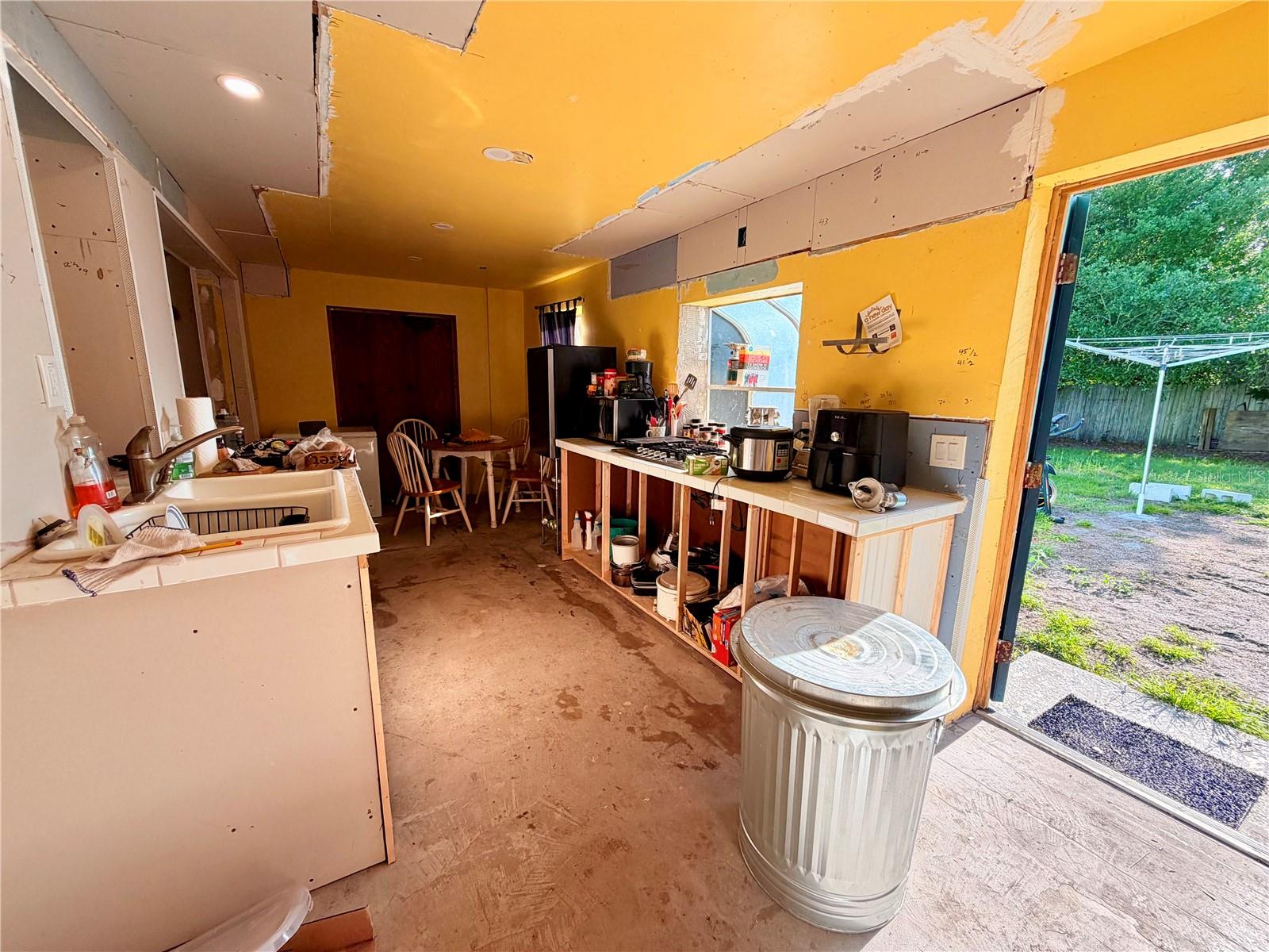 Image 14 of 23 For 7700 Eden Park Road