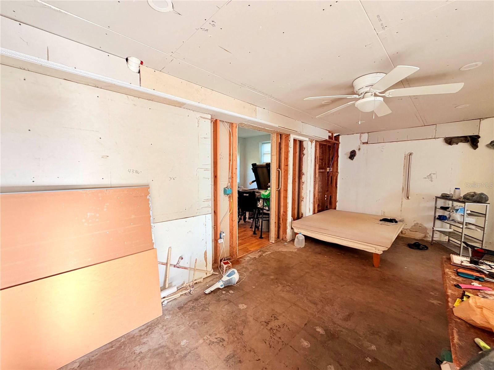 Image 16 of 23 For 7700 Eden Park Road