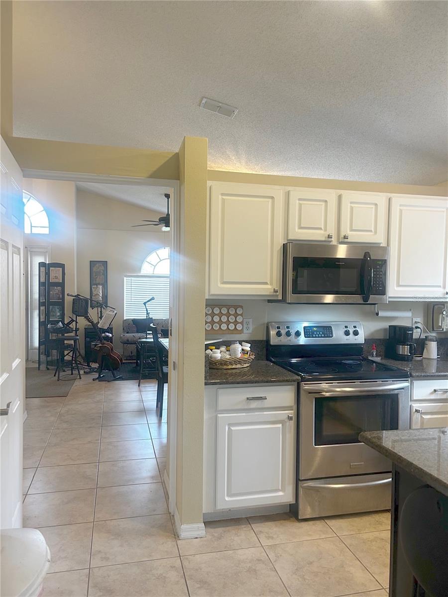 Image 5 of 32 For 5632 Mariwood Drive