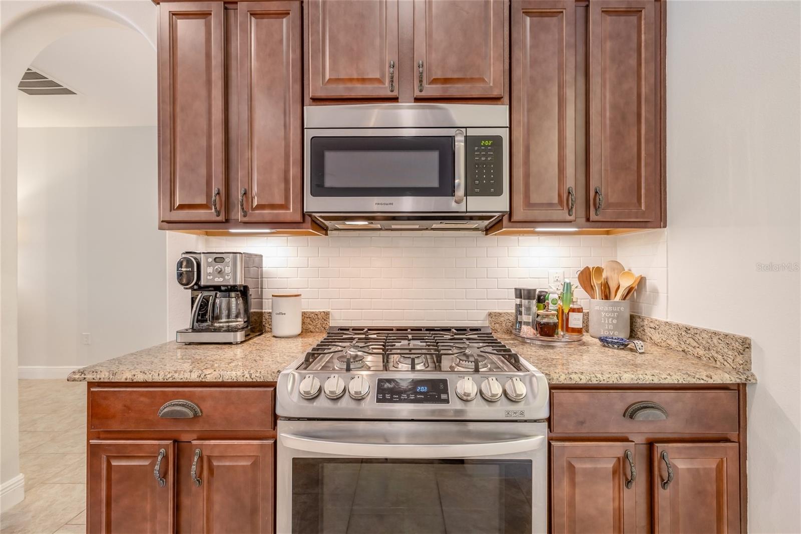 Image 17 of 37 For 735 Evening Star Lane