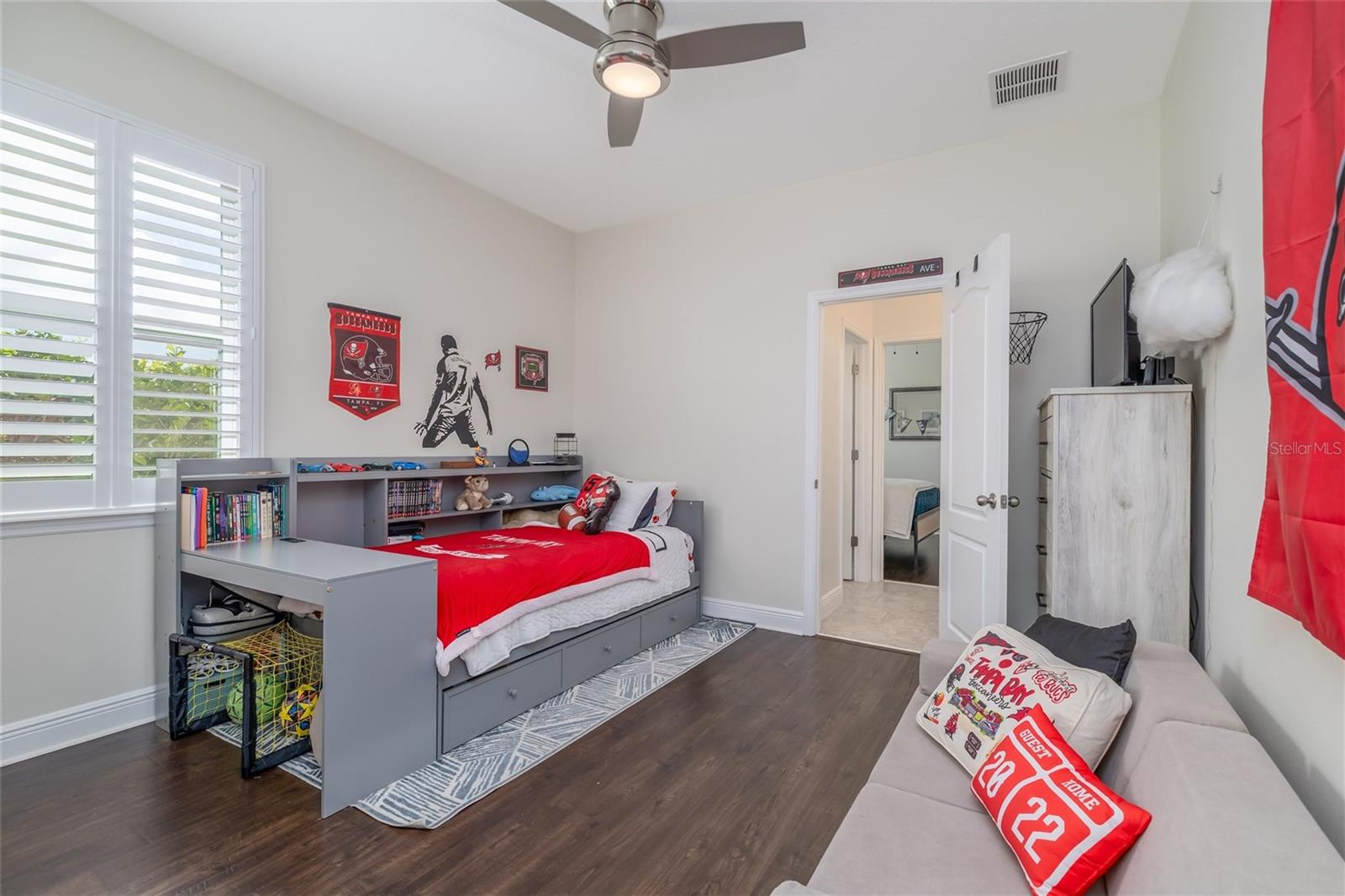 Image 29 of 37 For 735 Evening Star Lane