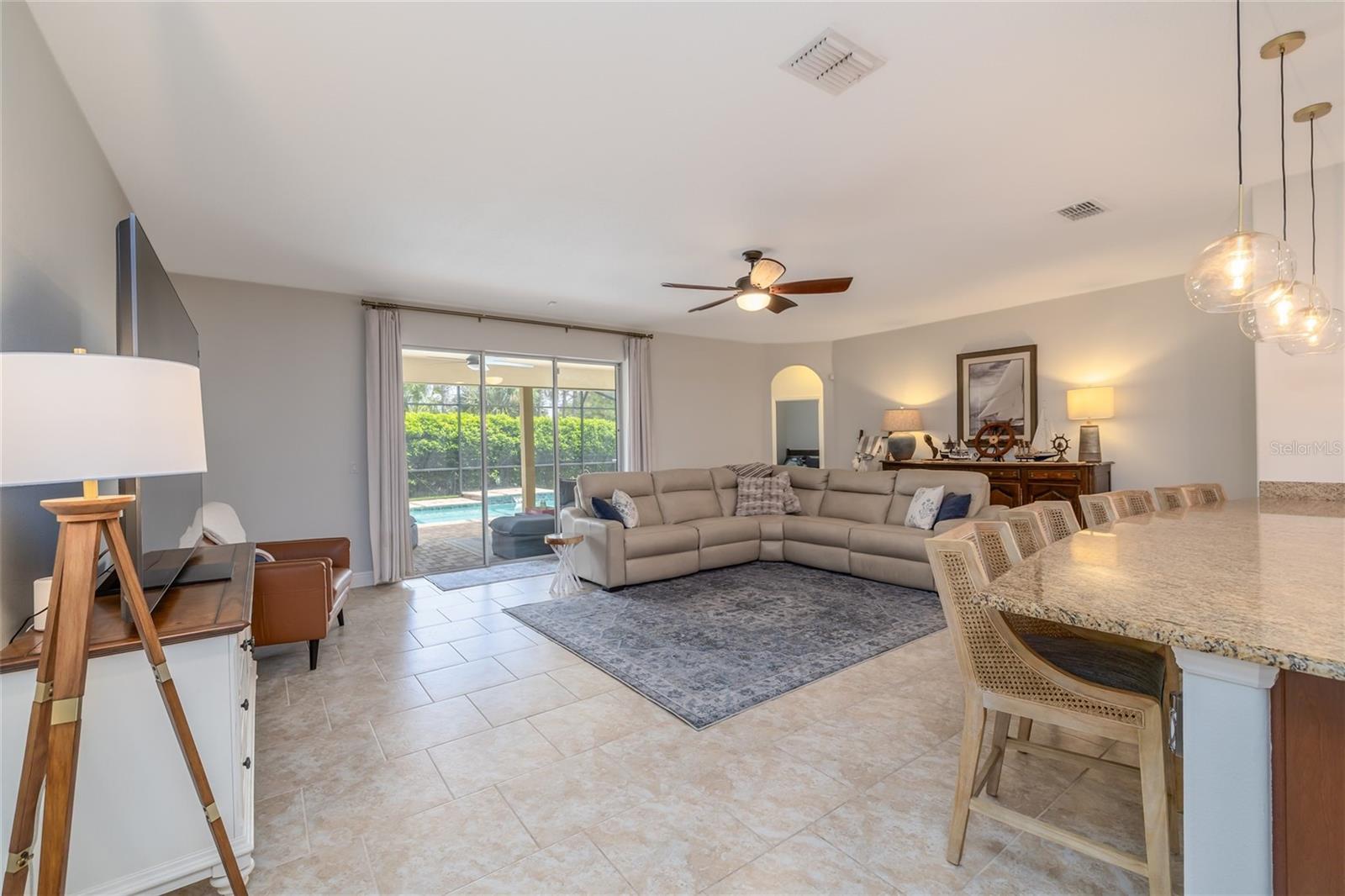 Image 7 of 37 For 735 Evening Star Lane