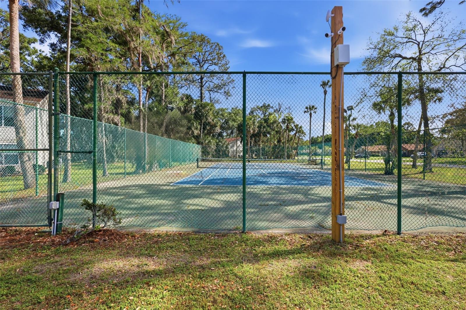 Image 6 of 22 For 1600 Big Tree Road G7