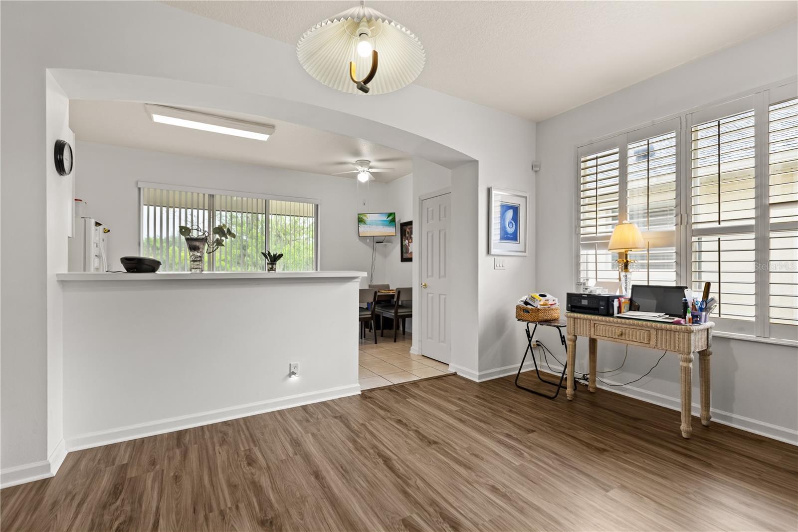 Image 10 of 29 For 307 Heron Point Way