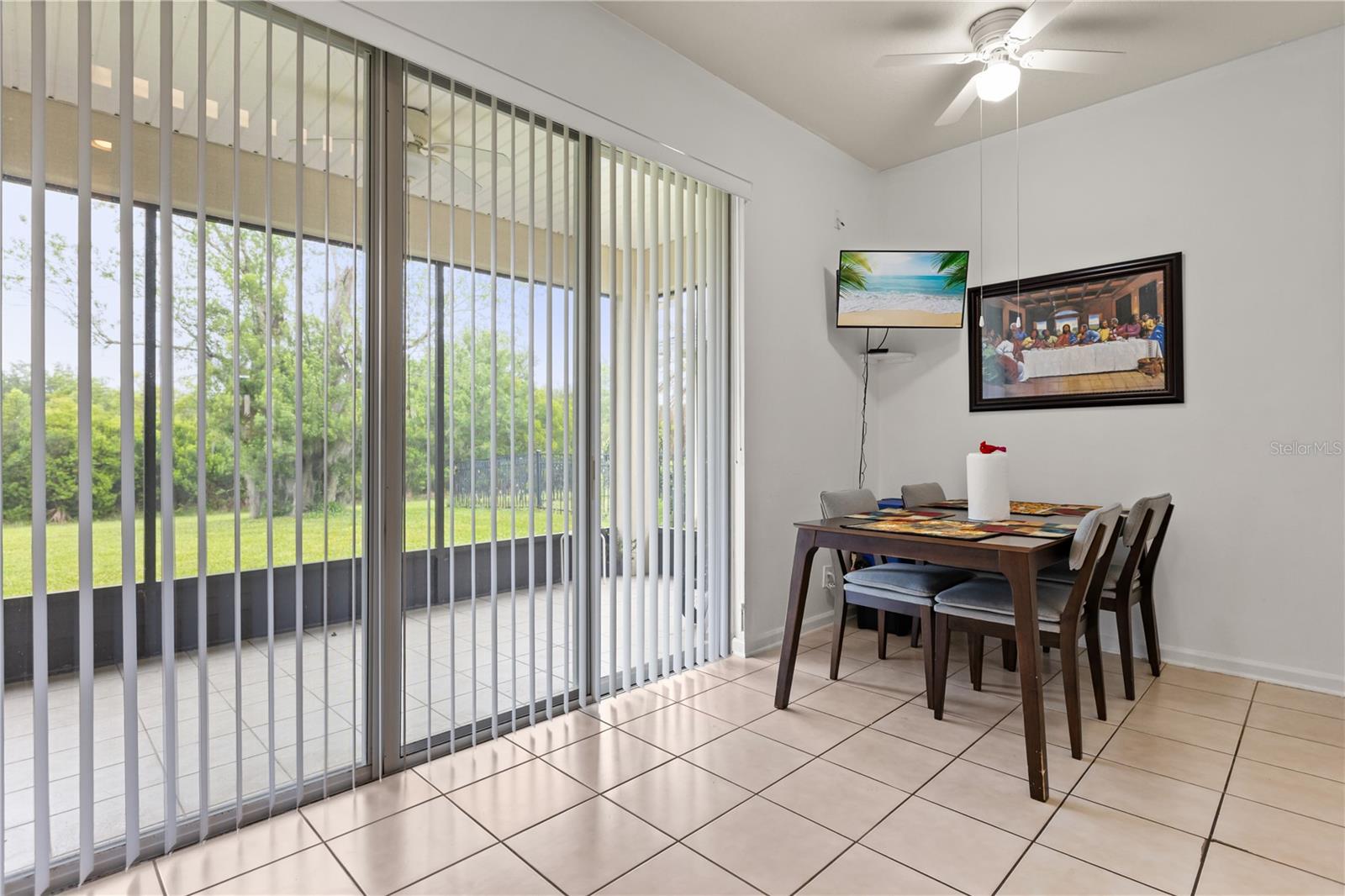 Image 14 of 29 For 307 Heron Point Way