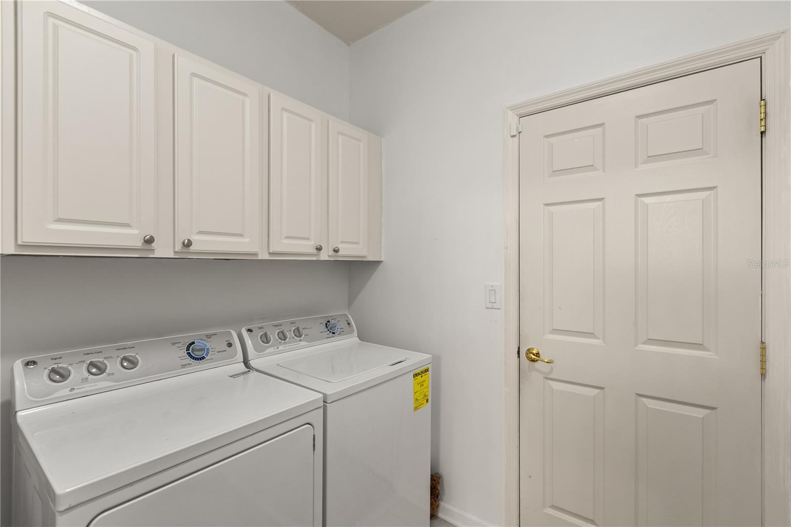 Image 21 of 29 For 307 Heron Point Way