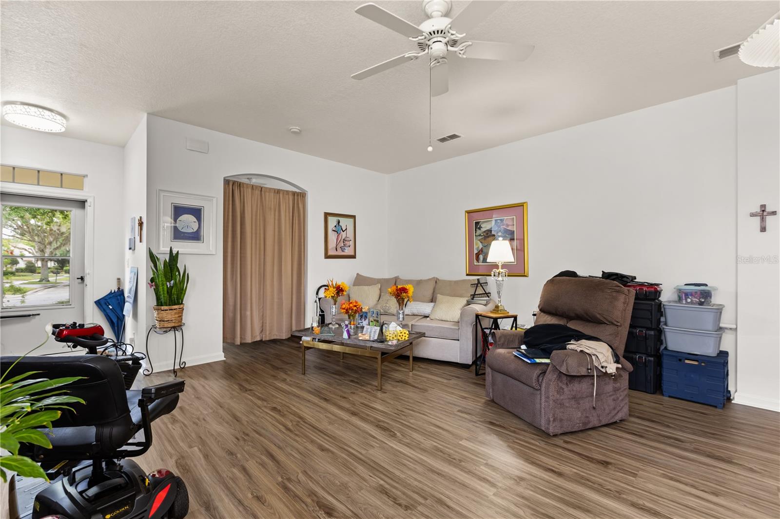 Image 7 of 29 For 307 Heron Point Way