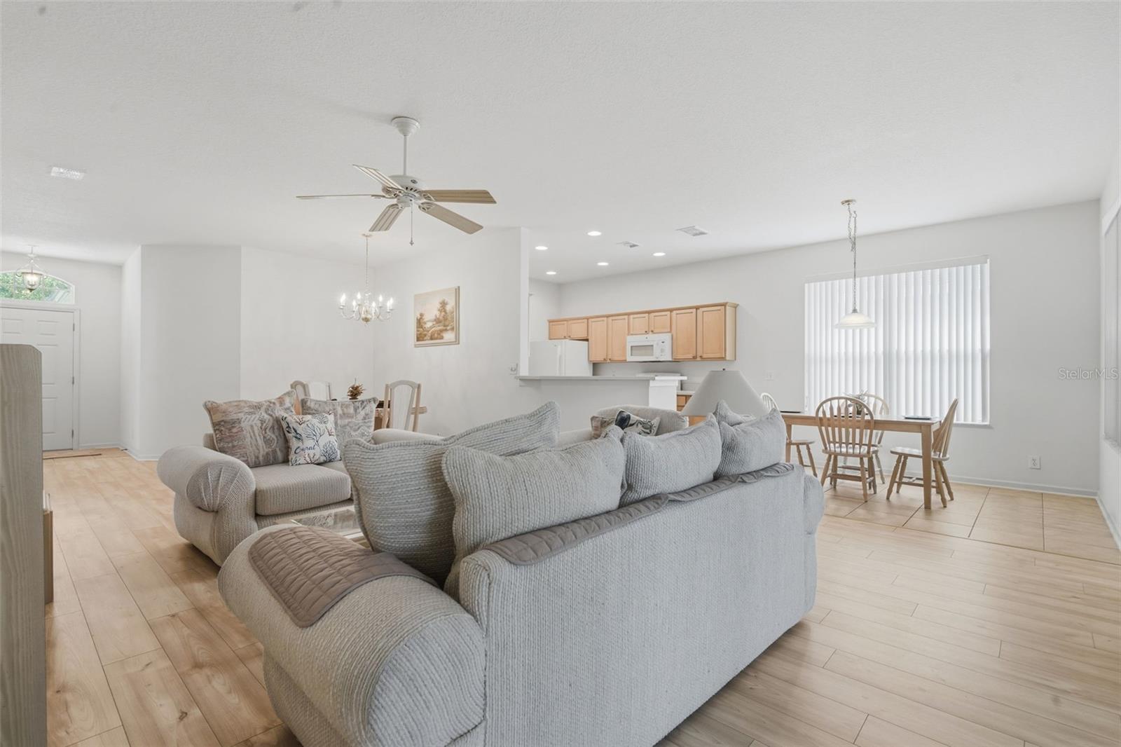 Image 11 of 44 For 115 Avenham Drive