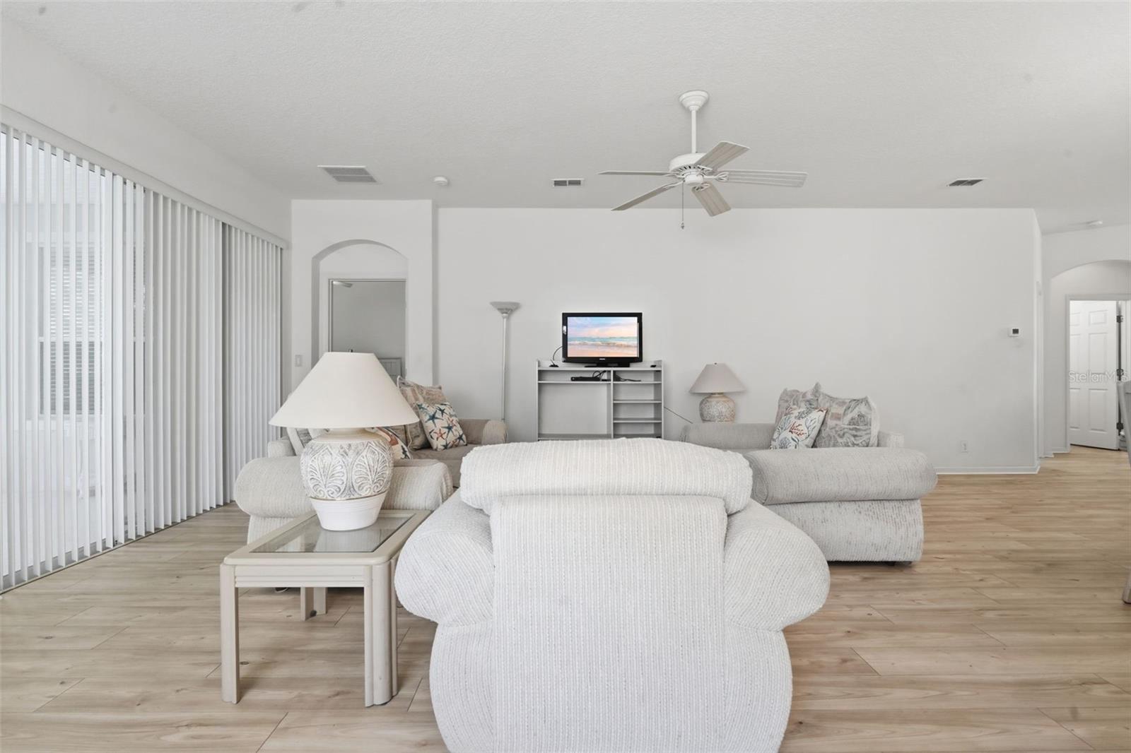 Image 13 of 44 For 115 Avenham Drive