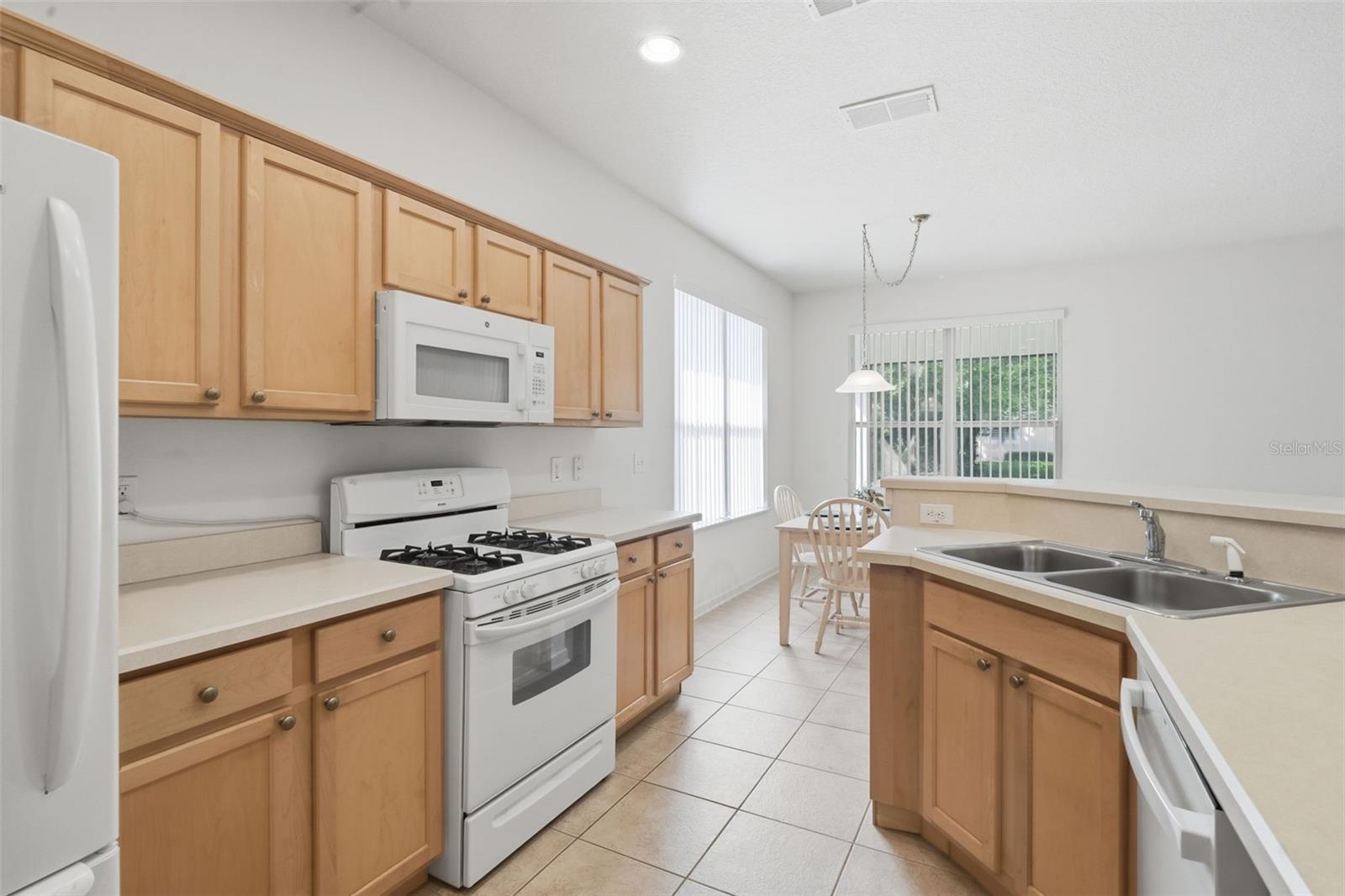 Image 18 of 44 For 115 Avenham Drive