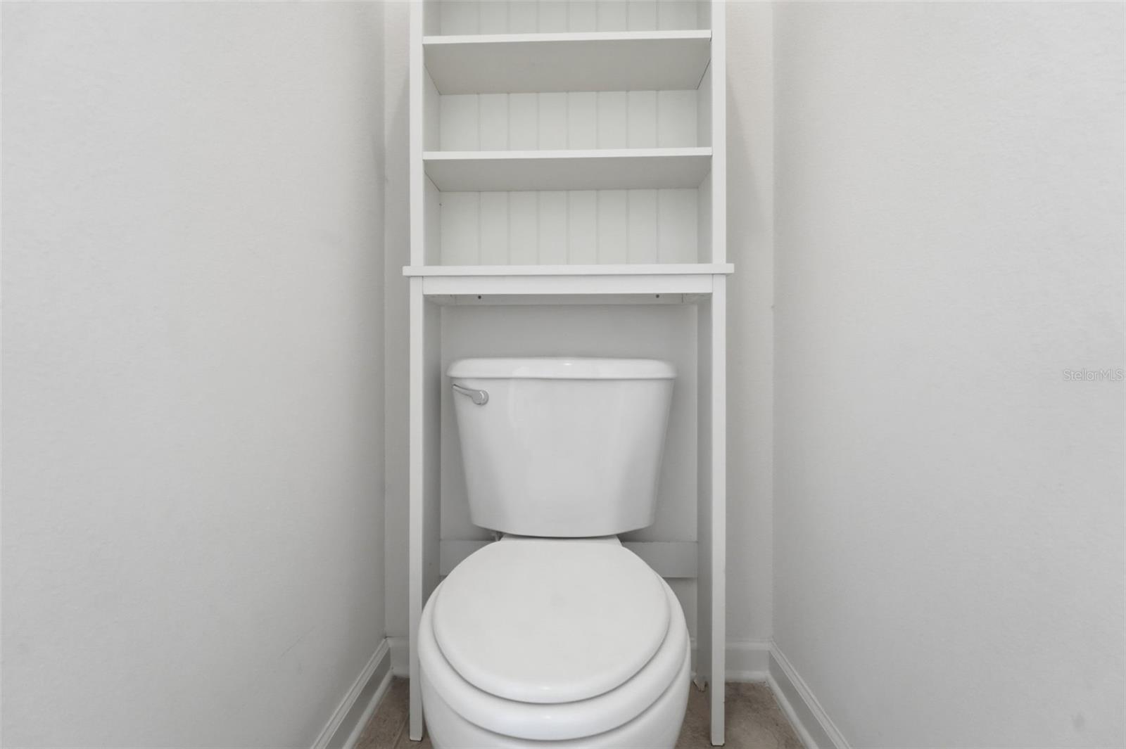 Image 23 of 44 For 115 Avenham Drive