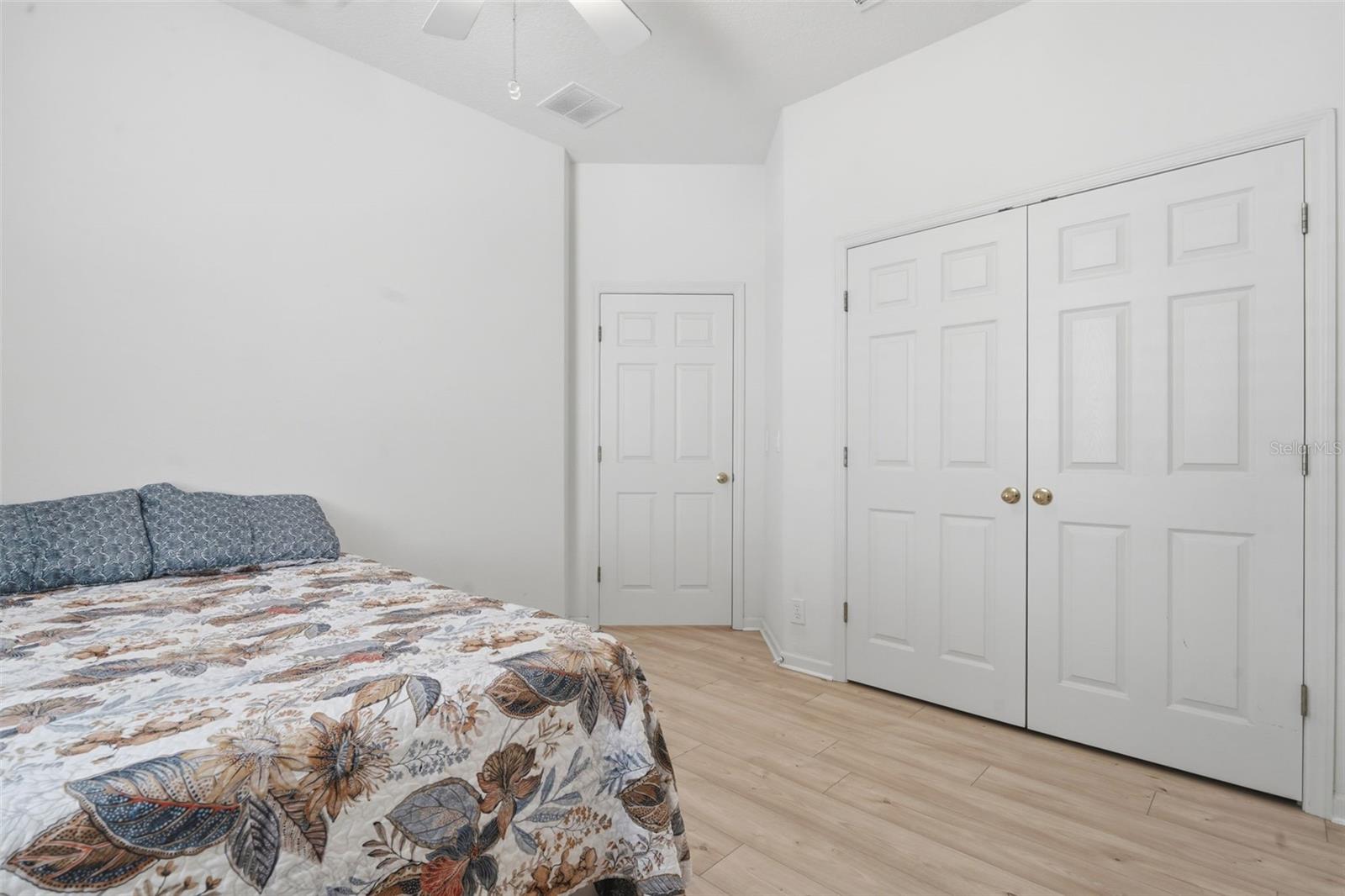 Image 26 of 44 For 115 Avenham Drive