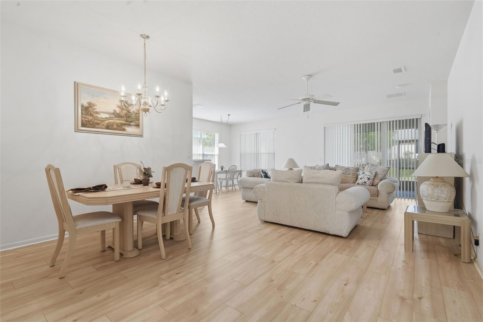 Image 7 of 44 For 115 Avenham Drive