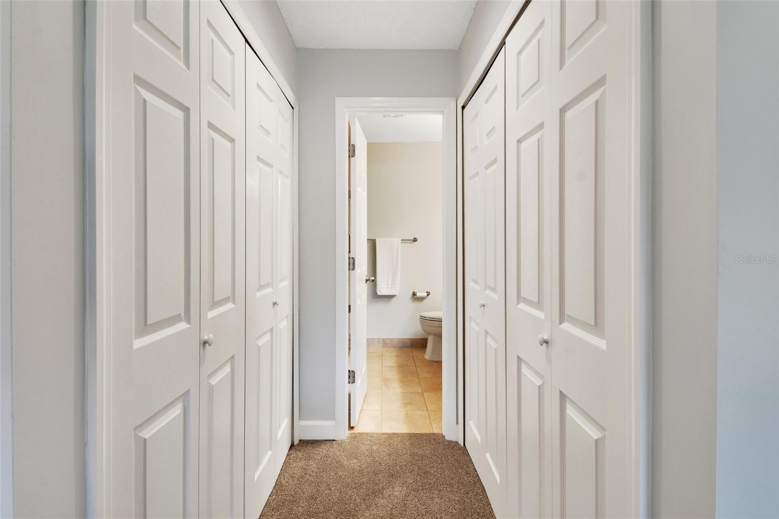 Image 25 of 47 For 136 Turnberry Circle