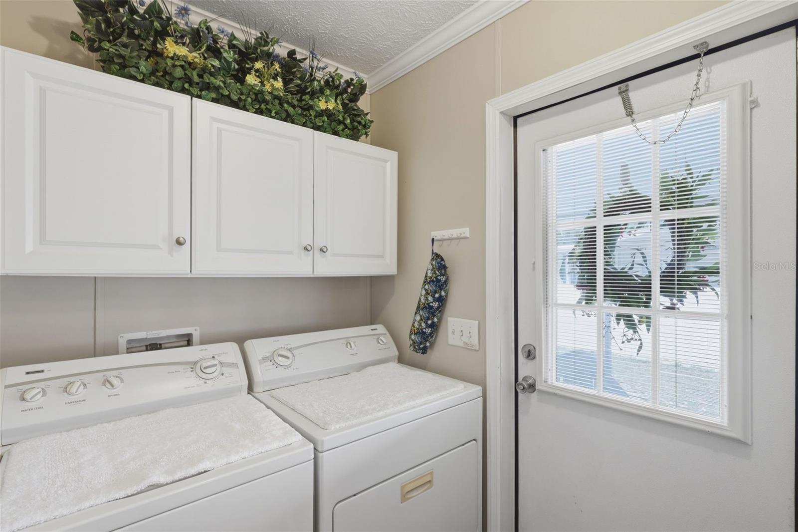 Image 29 of 38 For 373 Dolores Boulevard