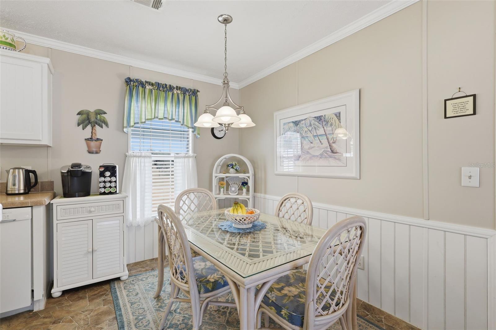 Image 33 of 38 For 373 Dolores Boulevard