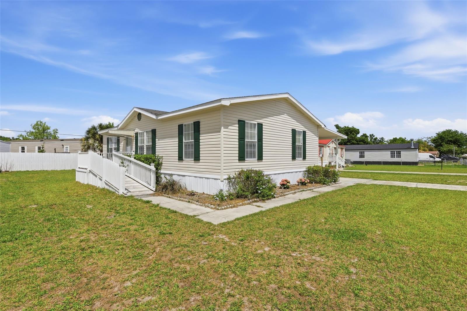 Image 6 of 38 For 373 Dolores Boulevard