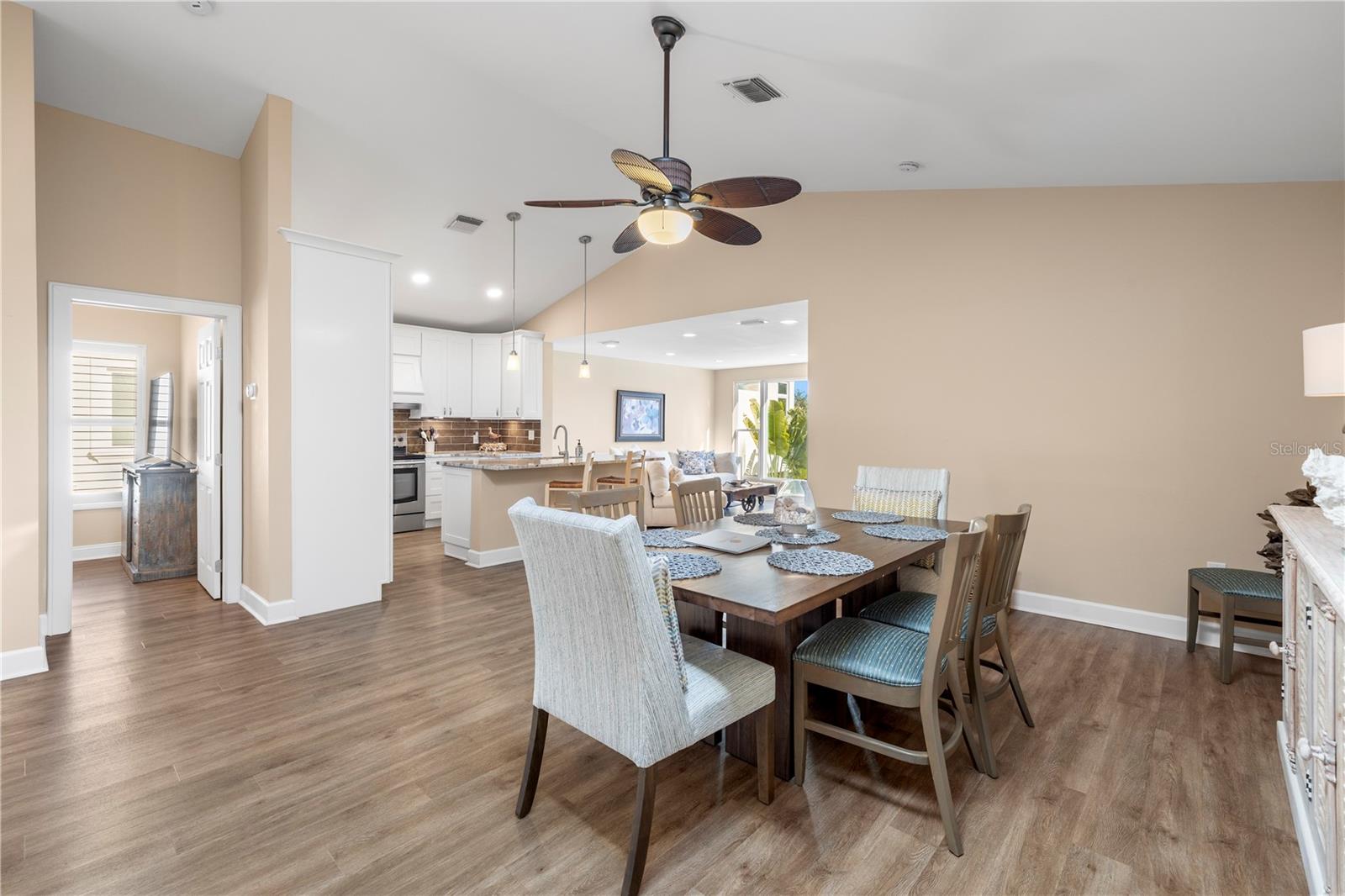 Image 12 of 40 For 5169 Oxford Drive