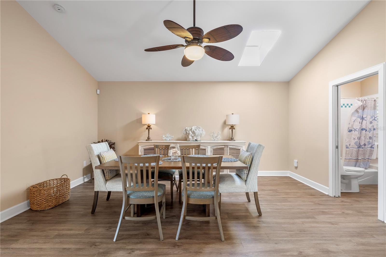 Image 14 of 40 For 5169 Oxford Drive