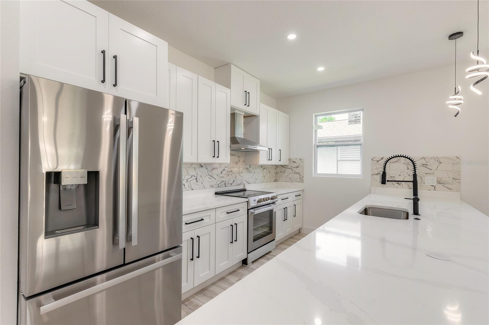 Image 10 of 37 For 1991 Cedar Street